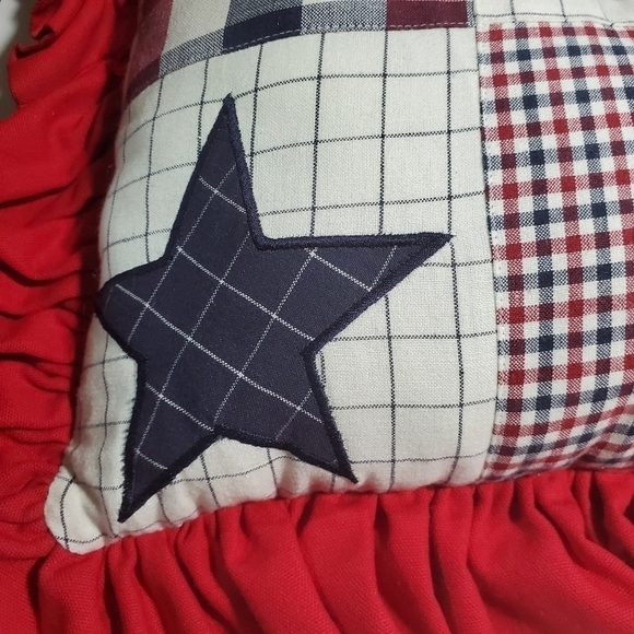 Country Patchwork quilt Plaid Star Red White Blue quilted ruffle pillow - Picture 5 of 11